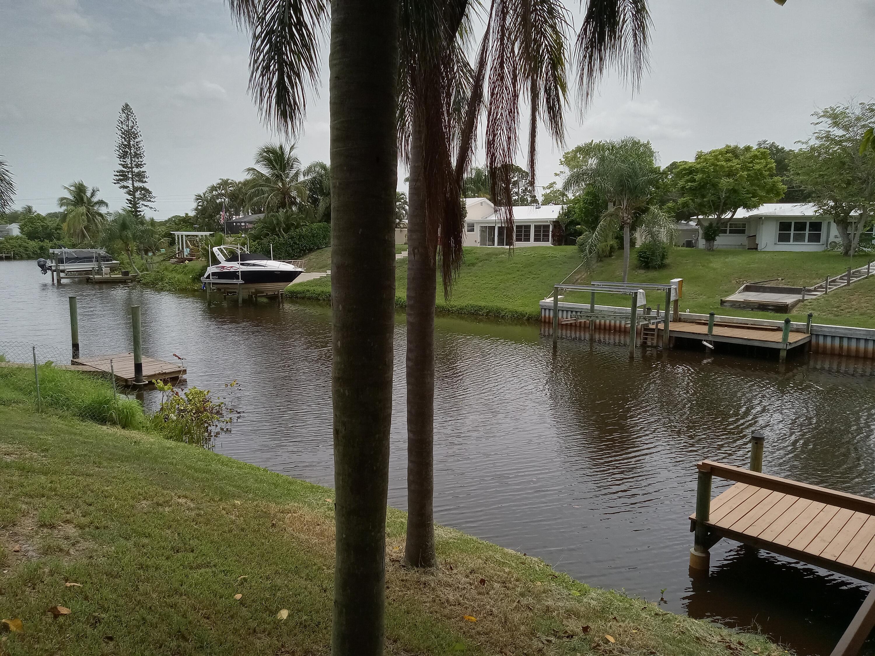 840 SE Degan Drive, Port St. Lucie, FL 34983, Port St. Lucie - Photo 2